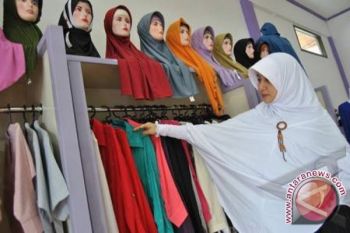 Berbelanja di Butik Via Daring dan BBM Diminati