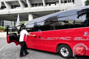 Hatta Rajasa bahas pembuatan mobil listrik 