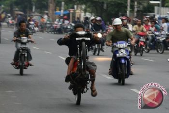 Polisi Sita Puluhan Sepeda Motor Pembalap Liar
