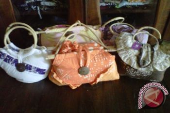 Permintaan mukena batik melonjak selama Ramadhan