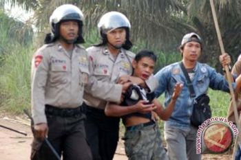 Seorang Tewas Akibat Bentrokan Polisi-Warga di Sumsel    