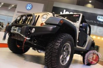 Chrysler Indonesia Tunggu Kebijakan Soal Mobil Hybrid 