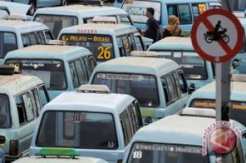 Penyedia Jasa Transportasi Berharap Perbaikan Jalan Dipercepat