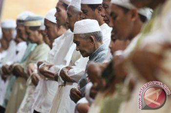 SALAT TARAWIH PERTAMA