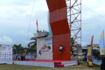Lomba Panjat Tebing/Foto Rosyita