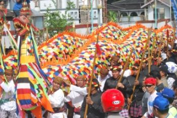 Ngulur Naga