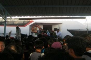 Penumpang Membludak/Foto Rosyita
