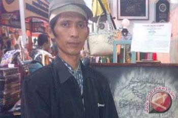 Faizan  Makhadatu pamerkan 50 lukisan kaligrafi Islam 