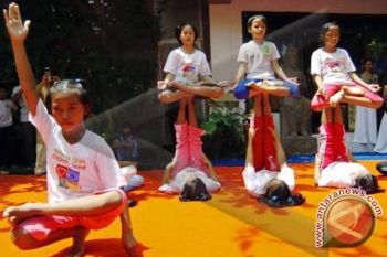 Sembuhkan penyakit dengan gerakan yoga