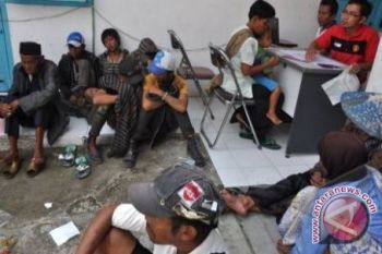 Dinsos bantu orang terlantar