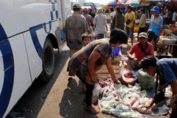 PASAR TUMPAH