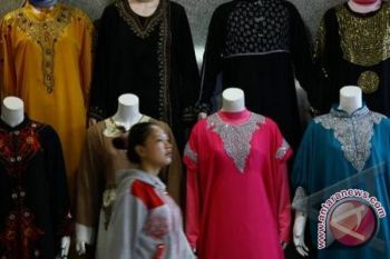 Baju muslim "Syahrini" Diburu 