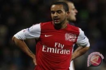 Walcott Absen Lawan Italia  