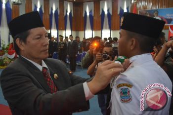 Wali Kota Manado lantik anggota Paskibraka 