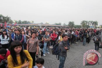 Pemudik Telantar di Bakauheni, Keluhkan Bus Kurang