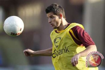 Everton dapatkan penyerang Belgia Mirallas