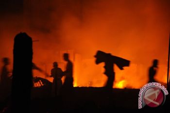 Kantor Bupati Indragiri Hilir ludes terbakar