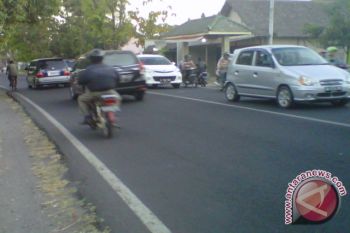 Lalu lintas jalur utama Bantul ramai lancar