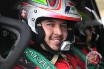 Rifat Sungkar sempat terkendala mesin kendaraan 