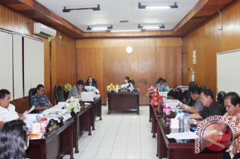 TAPD-DPRD Manado Bahas Ranperda Pertanggungjawaban APBD 2011