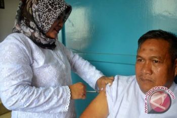 Calon haji Palembang disuntik meningitis