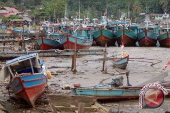 Pengunjung Wisata Perahu Lampulo Dapat Sertifikat   