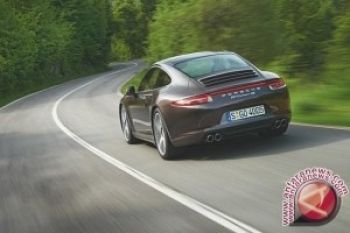 Porsche Carrera 4 S Akan Dikenalkan