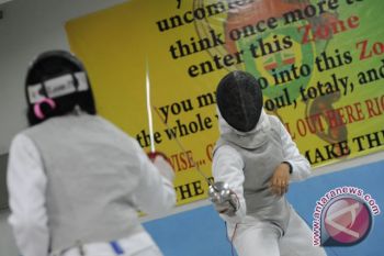 PON 2016 - Kaltim rebut emas beregu foil putri