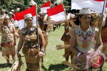 Masih ada Merah Putih di Long Alango