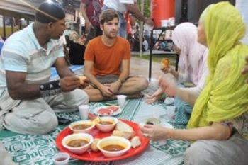 Dalca Sayur Menu Penutup Berbuka Masjid Sultan