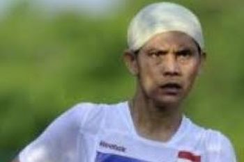 Darwati Sabet Emas Jalan Cepat