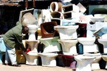 BAB Sembarangan, Warga Miskin Dapat Bantuan Kloset