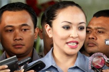 Angelina dicecar hakim seputar percakapan BB