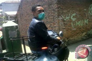 People Warned of Mounting Activities Anak Krakatau Volcano