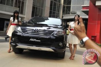 Toyota targetkan Fortuner kuasai 40 persen "Suv"