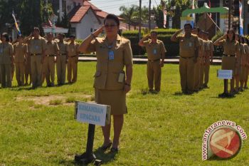 Lomba upacara bendera akhir kegiatan HUT Manado 