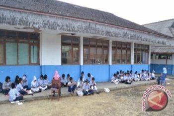 Pelajar Loa Kulu Berharap Bisa Belajar Normal 
