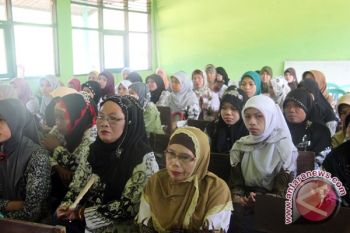 Bupati Upayakan Naikkan Honor Guru Non PNS