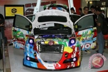Yaris Yellow Dino Dihargai Rp700 juta