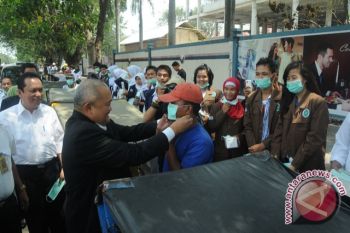 Massa  minta pemprov bagikan masker 