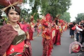 Karya "Red Batik Solo" Digunakan grup Perancis