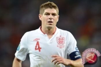 Gerrard Kecewa Dikartu Merah