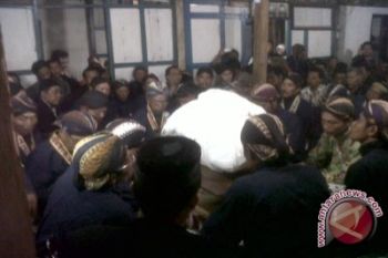Masyarakat gelar ritual "Cupu Kiai Panjolo"