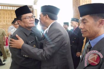 Buhari Lantik 115 Pejabat Struktural