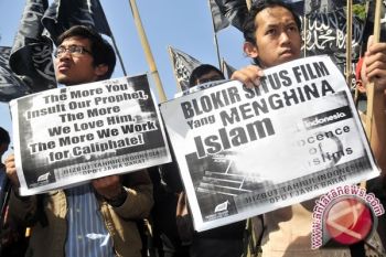 Bangladesh Dilanda Pemogokan Mengecam Film Yang Hina Islam