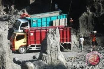 Penambangan pasir di Sungai Gendol langgar aturan 