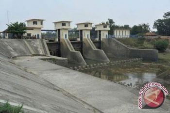 Cirebon Kekurangan Waduk