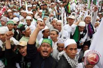 FPI berorasi ditempat hiburan malam