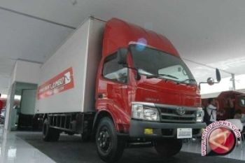 Toyota Incar Pasar Truk Ringan 