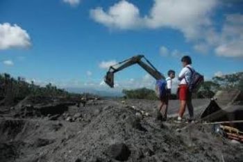 Didemo Petani Lereng Merapi, Alat Berat Dievakuasi